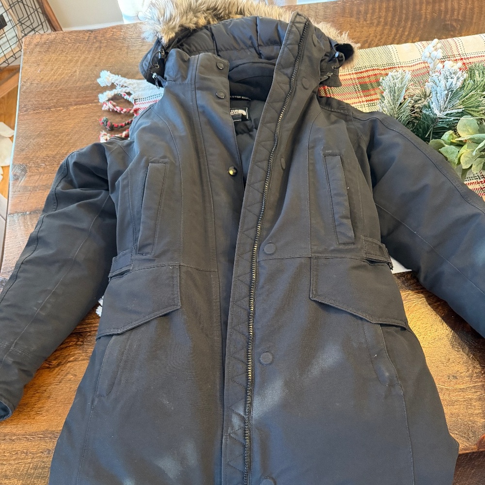 North Face Women’s Arctic Parka size small